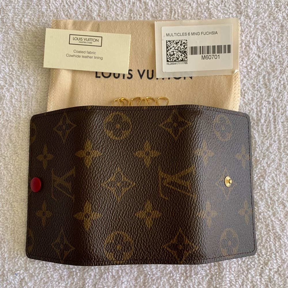 Louis Vuitton Monogram Multicles 6 Key Holder - Picture 4 of 7